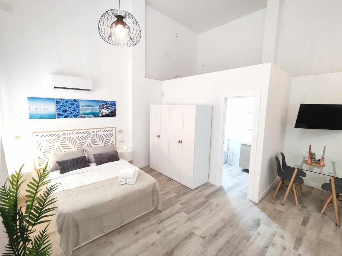 La Victoria Suites Málaga Dış mekan fotoğraf