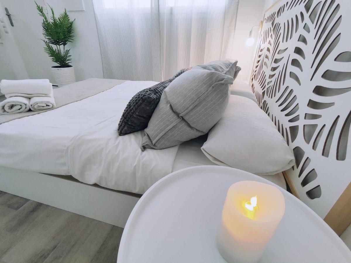 La Victoria Suites Málaga Dış mekan fotoğraf